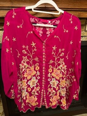Johnny Was heavily Embroidered Women's hot pink V-Neck Top